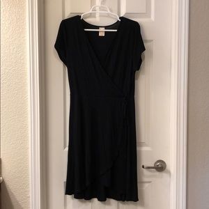 Faded Glory faux wrap dress. Black. Md.